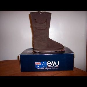 EMU Australia Women’s “Dynasty” High Boots